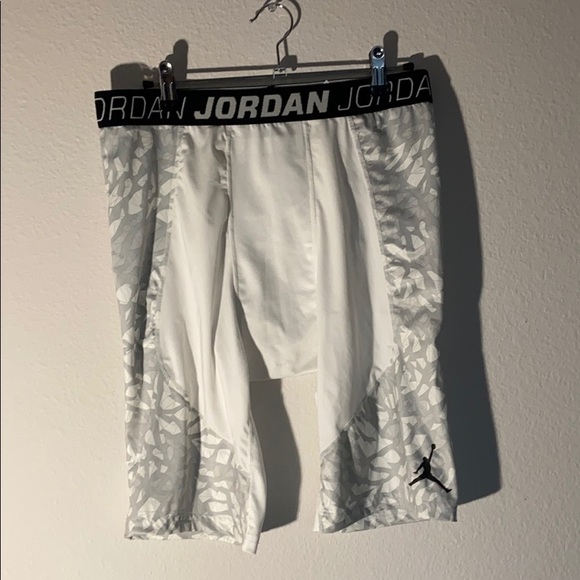 Air Jordan Mens Compression Shorts 